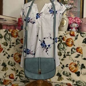 Blue faux leather crossbody bag